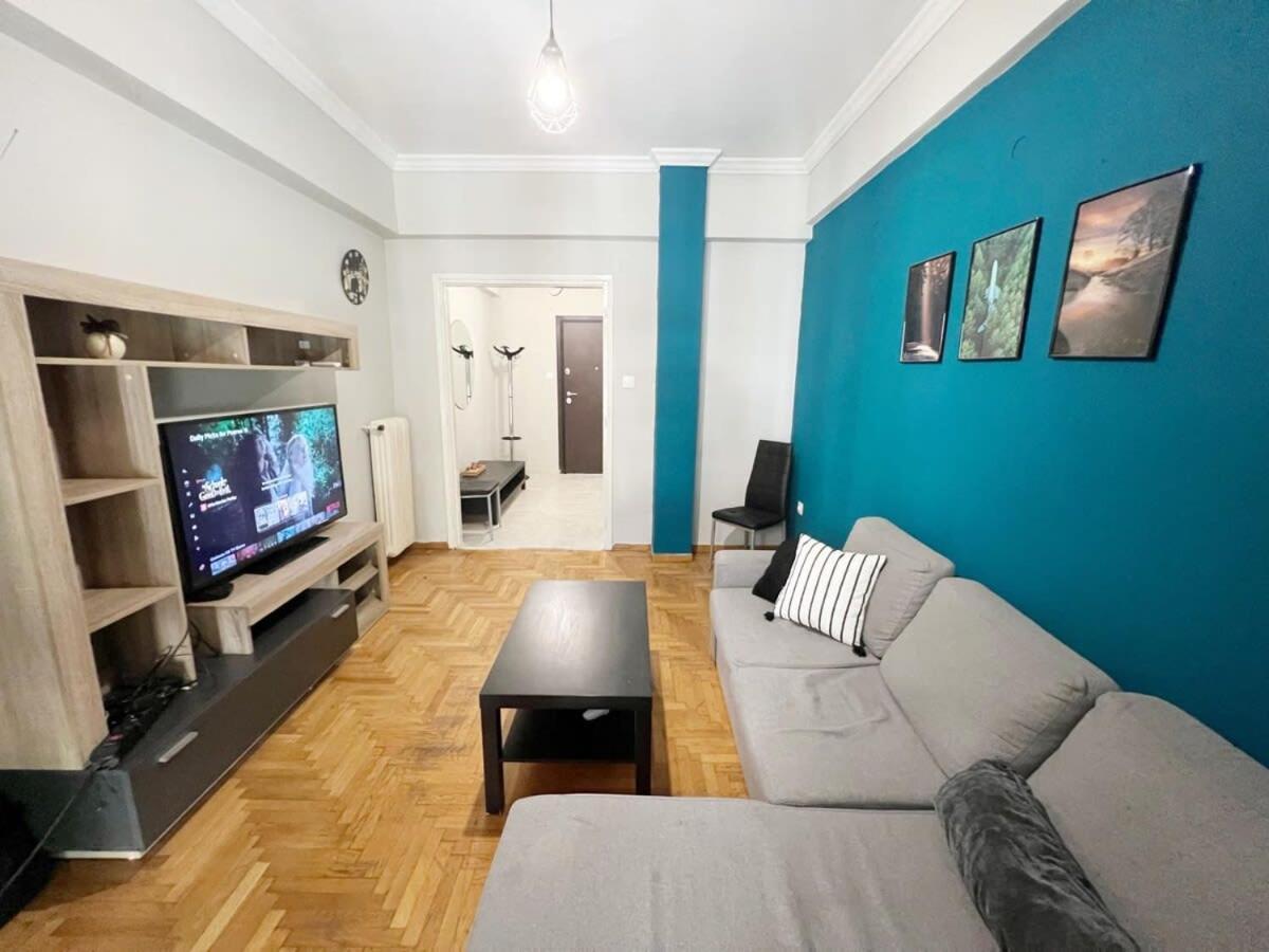 Central Apartment 3' To Metaksourgio Metro Station 아테네 외부 사진