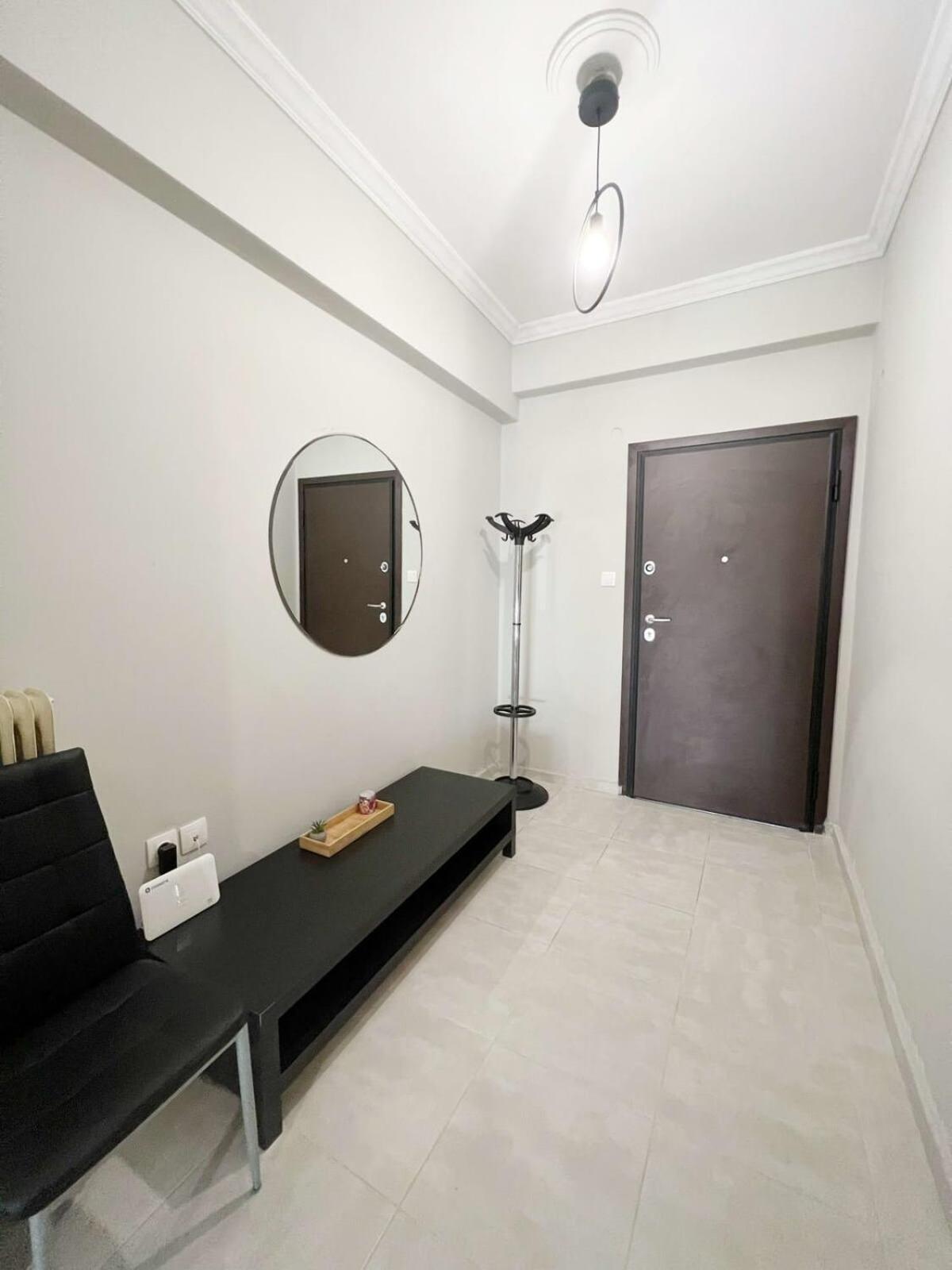 Central Apartment 3' To Metaksourgio Metro Station 아테네 외부 사진